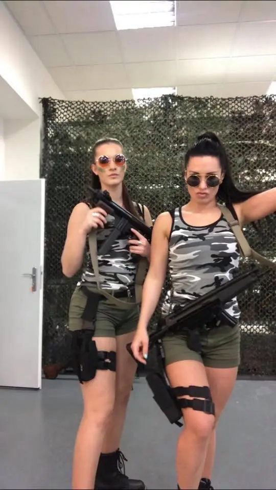 Kadeřnice a vizážisté